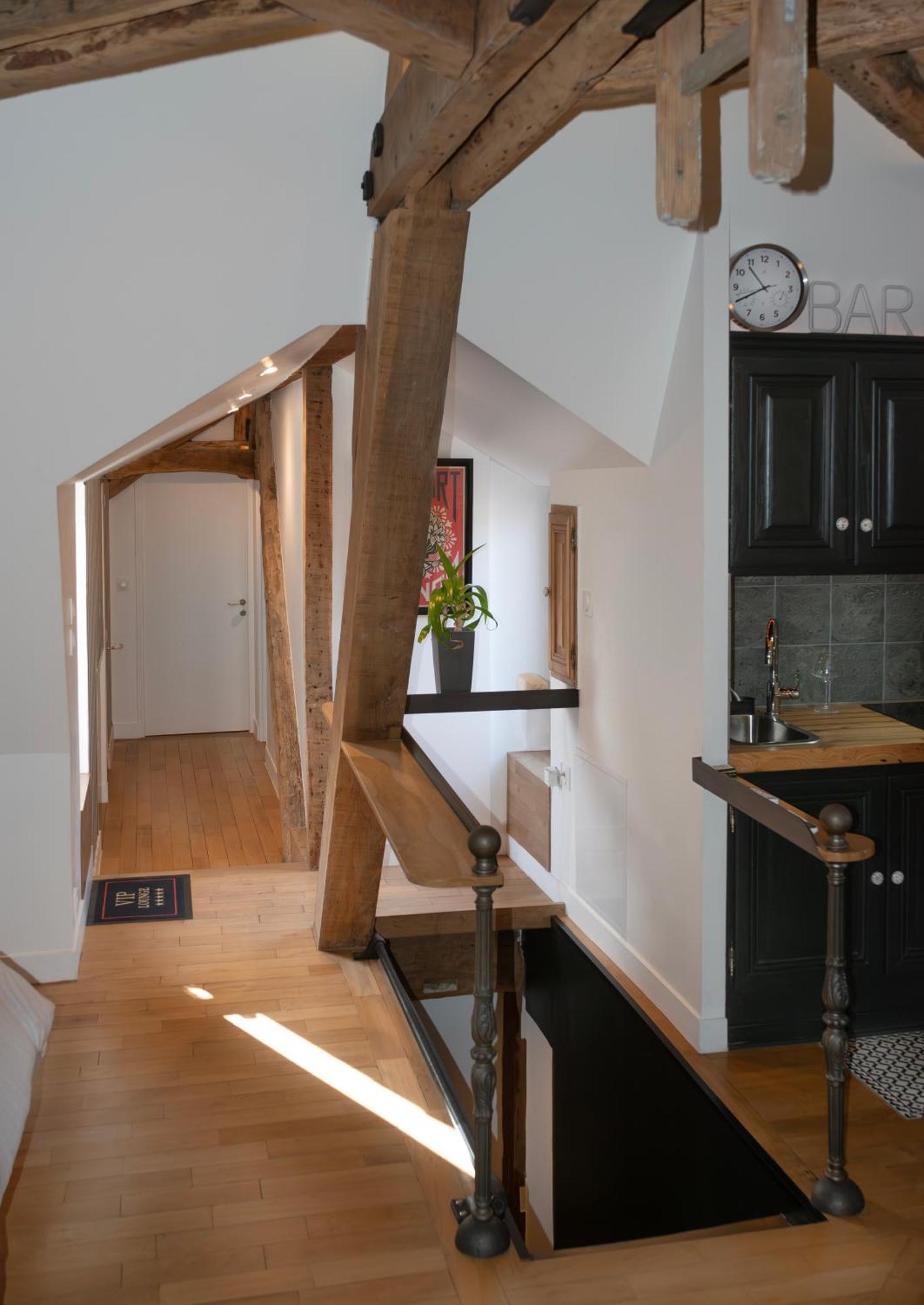 Loft Dans Le Clocher Face Au Chateau Bonnelles Екстер'єр фото